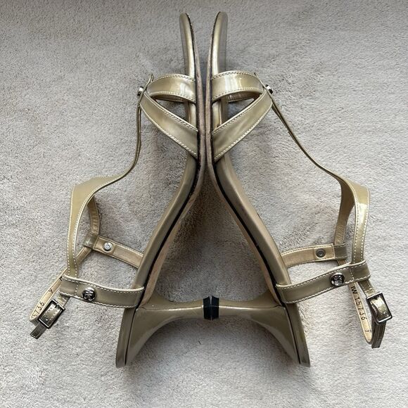 Stuart Weitzman Beige Patent Leather T-Strap Heeled Sandal Women 9 M Neutral - Picture 4 of 16